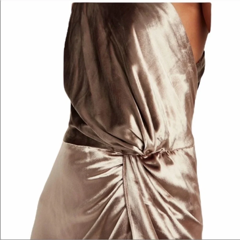 MICHELLE MASON Silk Velvet Asymmetrical One-Shoulder Midi Dress Gold 6 - Picture 6 of 16